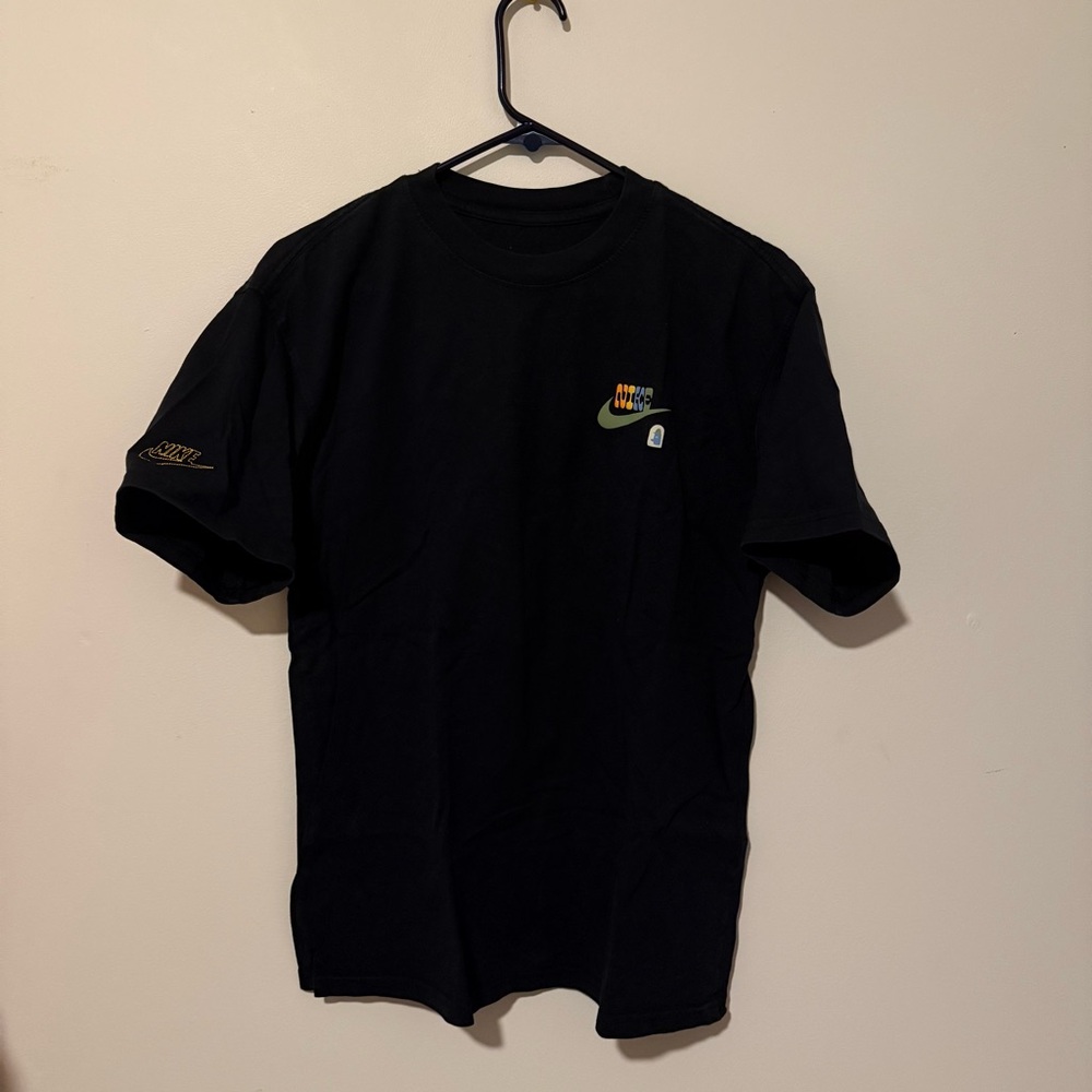 nike tshirt
